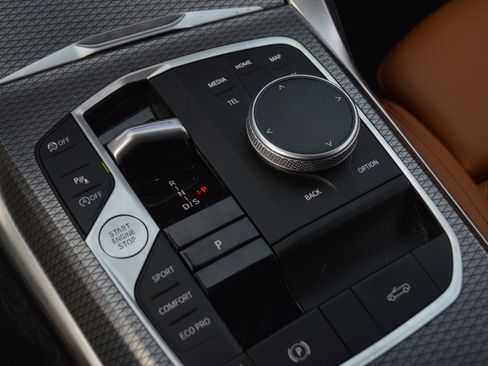 Certified 2024 BMW 430i Convertible w/ M Sport Package image 32