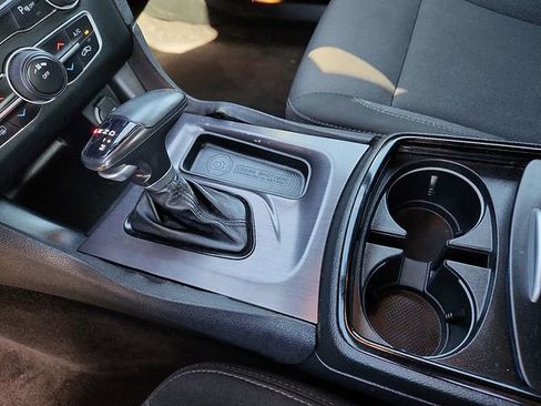 Used 2018 Dodge Charger SXT w/ Blacktop Package image 25