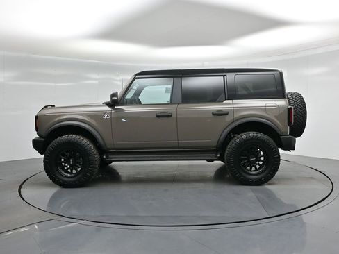 New 2025 Ford Bronco Outer Banks image 28