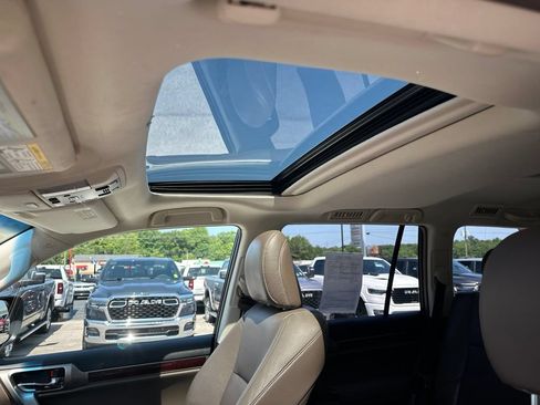 Used 2018 Lexus GX 460 Premium AWD/4WD image 21
