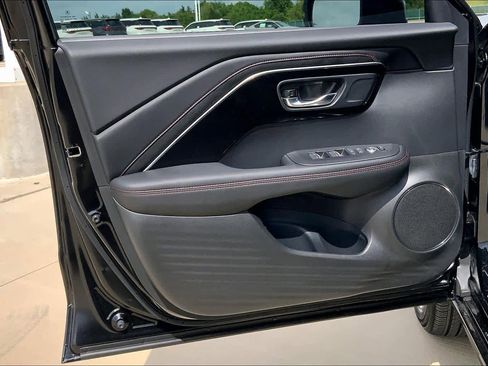 Used 2025 Acura ADX A-Spec image 21