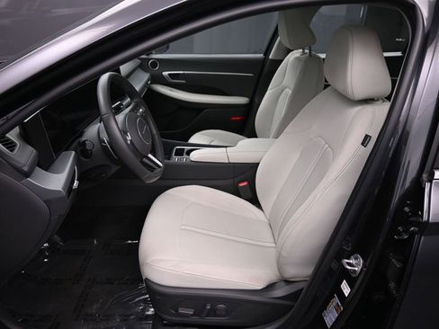 Certified 2025 Hyundai Sonata SEL FWD image 19