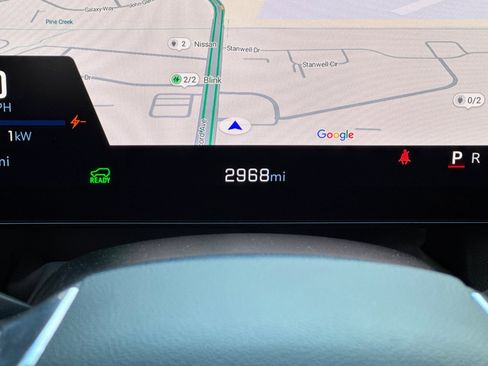 Used 2025 Chevrolet Equinox EV LT image 17