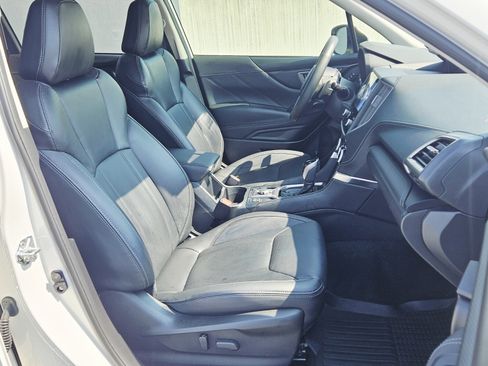 Used 2024 Subaru Forester Touring image 12