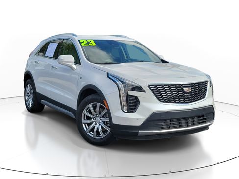 Used 2023 Cadillac XT4 Premium Luxury w/ Enhanced Visibility Package FWD image 1
