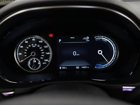 Used 2023 Genesis Electrified GV70 AWD/4WD image 25