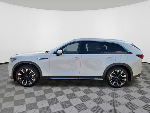 Certified 2025 MAZDA CX-90 Plug-In Hybrid w/ Premium Plus AWD/4WD image 5
