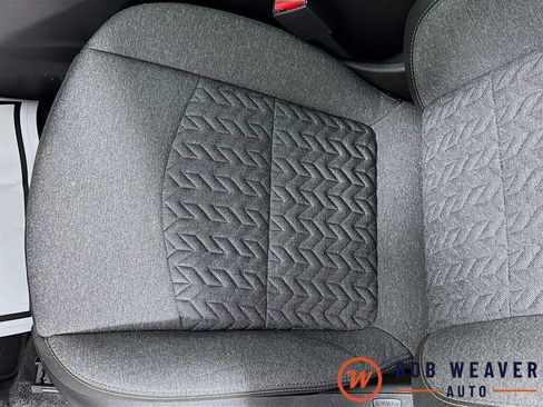 Used 2024 Chevrolet Equinox LT image 20