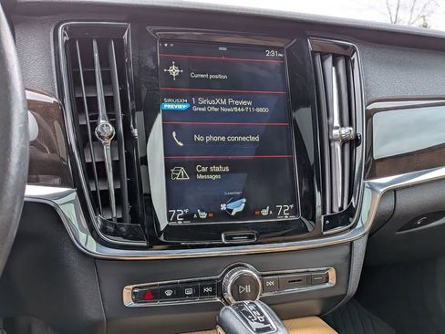 Used 2018 Volvo S90 T6 Momentum w/ Convenience Package image 21