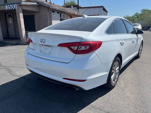 Used 2015 Hyundai Sonata SE FWD image 3