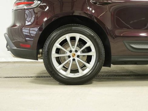 New 2026 Porsche Macan image 38