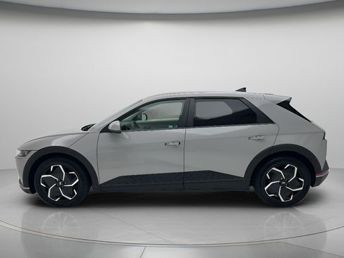Used 2023 Hyundai Ioniq 5 SE w/ Cargo Package RWD image 6