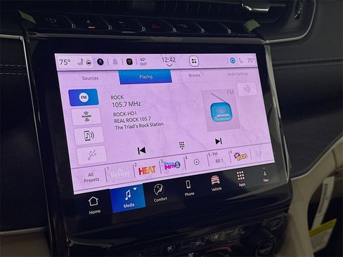 New 2025 Jeep Grand Cherokee Limited image 13