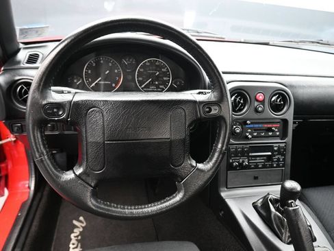 Used 1990 MAZDA MX-5 Miata RWD image 13