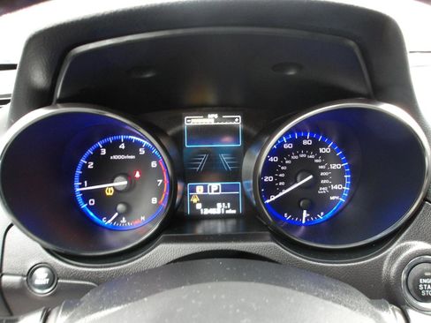 Used 2016 Subaru Outback 2.5i Limited AWD/4WD image 18