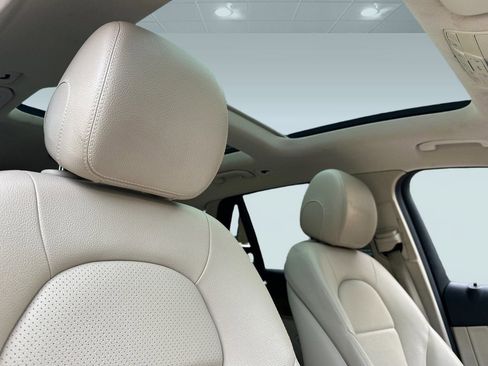 Used 2018 Mercedes-Benz GLC 300 image 16