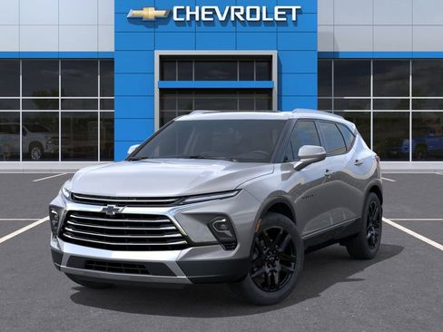 New 2025 Chevrolet Blazer Premier image 6