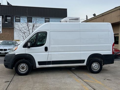 Used 2019 RAM ProMaster 2500 image 4