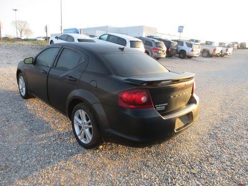 Used 2013 Dodge Avenger SXT w/ Sun/Sound Group image 4
