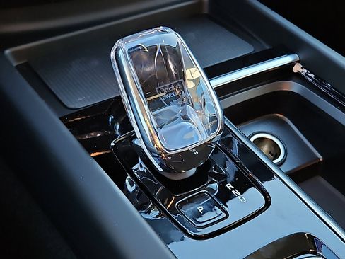 New 2026 Volvo XC60 B5 Plus w/ Protection Package Premier image 13