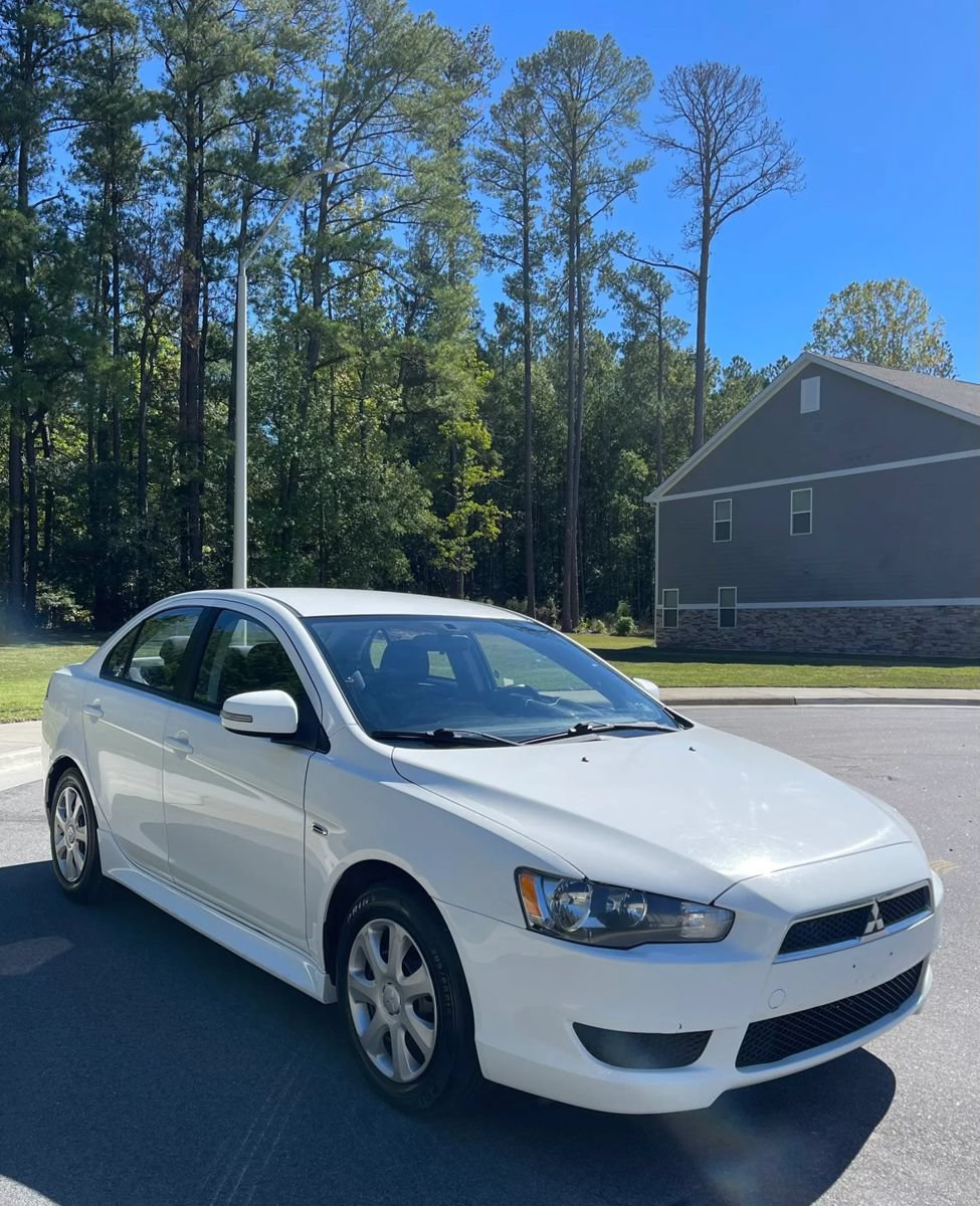 Used 2015 Mitsubishi Lancer ES FWD image 2