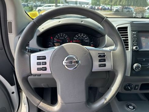 Used 2020 Nissan Frontier S AWD/4WD image 15