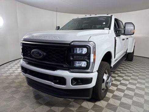 Used 2026 Ford F350 XL w/ STX Appearance Package image 4