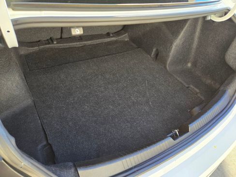 Used 2024 Chevrolet Malibu LT image 17