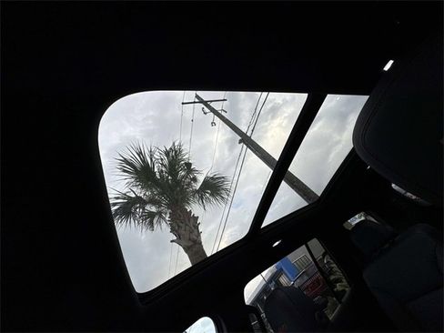 Used 2025 Chevrolet Traverse Z71 w/ Driver Confidence Package image 27