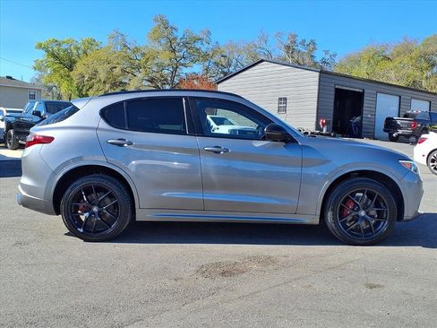Used 2021 Alfa Romeo Stelvio Ti w/ Nero Edizione image 8