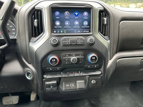 Used 2022 Chevrolet Silverado 3500 LT w/ Convenience Package AWD/4WD image 9