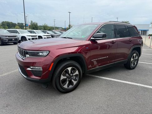Used 2024 Jeep Grand Cherokee Limited 4xe AWD/4WD image 10