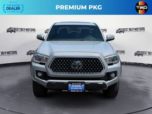 Used 2018 Toyota Tacoma TRD Off-Road w/ TRD Premium Off Road Package AWD/4WD image 2