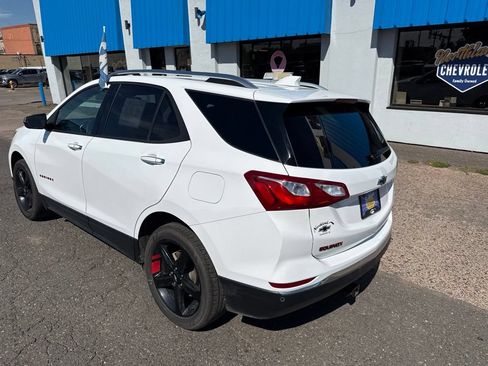 Used 2020 Chevrolet Equinox Premier w/ Premier Redline Edition AWD/4WD image 16