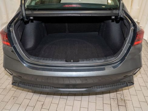 Used 2024 Kia Forte LXS image 5