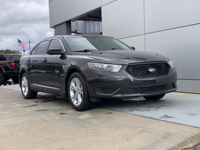 Used 2018 Ford Taurus SE