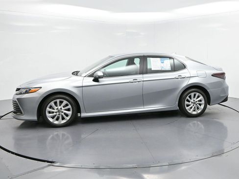 Used 2024 Toyota Camry LE FWD image 4
