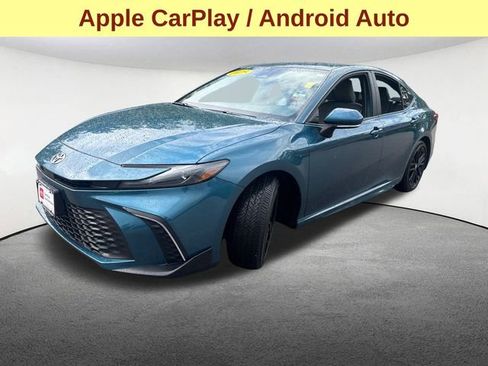 Certified 2025 Toyota Camry SE w/ Convenience Package image 7