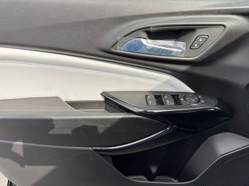 New 2026 Chevrolet Trax LT image 17