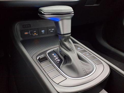 New 2026 Hyundai Kona SE image 9