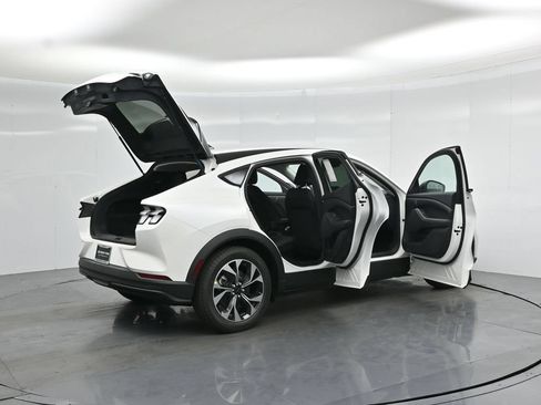 New 2026 Ford Mustang Mach-E Select RWD image 5