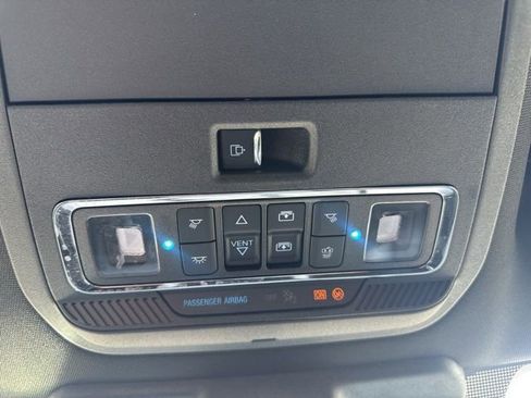 Used 2025 Ford F250 Platinum w/ Tremor Off-Road Package image 35