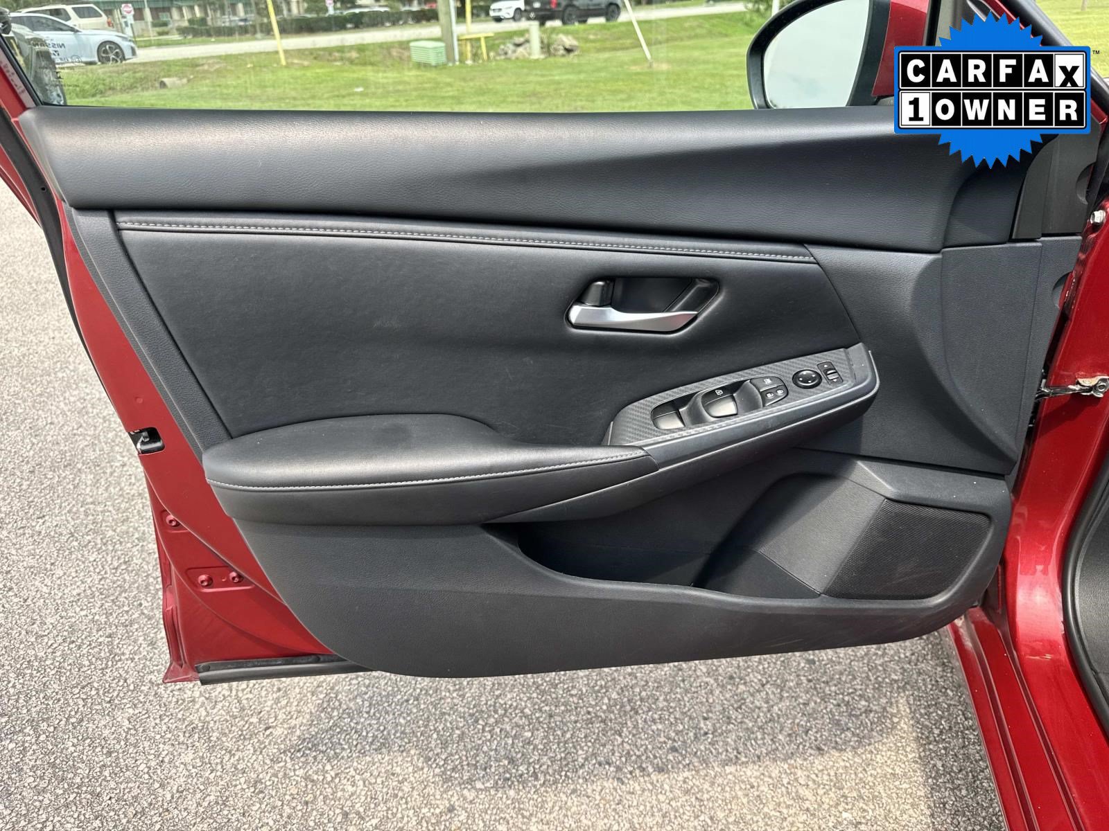 Used 2025 Nissan Sentra SV FWD image 17