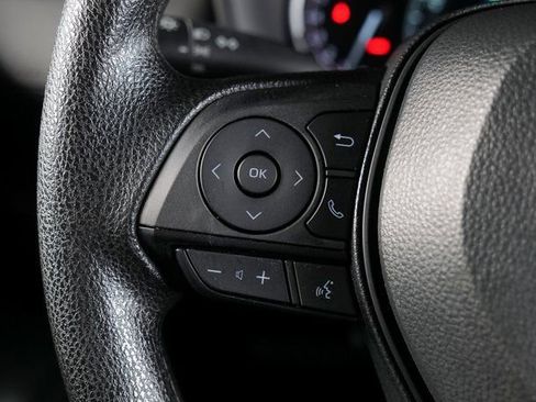 Used 2023 Toyota RAV4 LE image 18