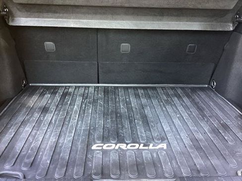 Certified 2025 Toyota Corolla SE w/ SE Package FWD image 22