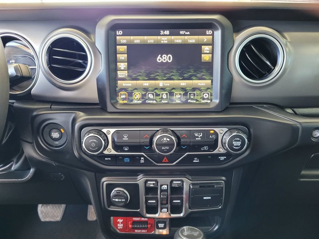 Used 2023 Jeep Wrangler Unlimited Rubicon 4xe AWD/4WD image 11