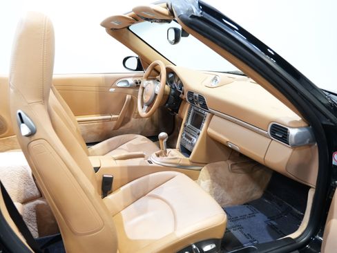 Used 2007 Porsche 911 Carrera S RWD image 32