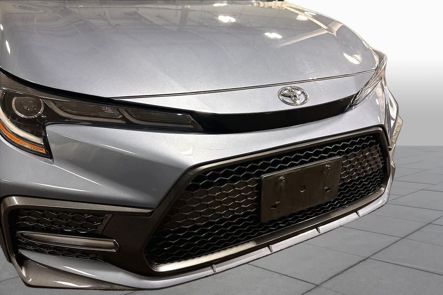 Used 2020 Toyota Corolla SE FWD image 30