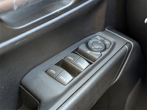 Certified 2023 Chevrolet Silverado 1500 Custom image 23