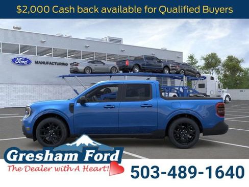 New 2025 Ford Maverick Lariat w/ Black Appearance Package image 3